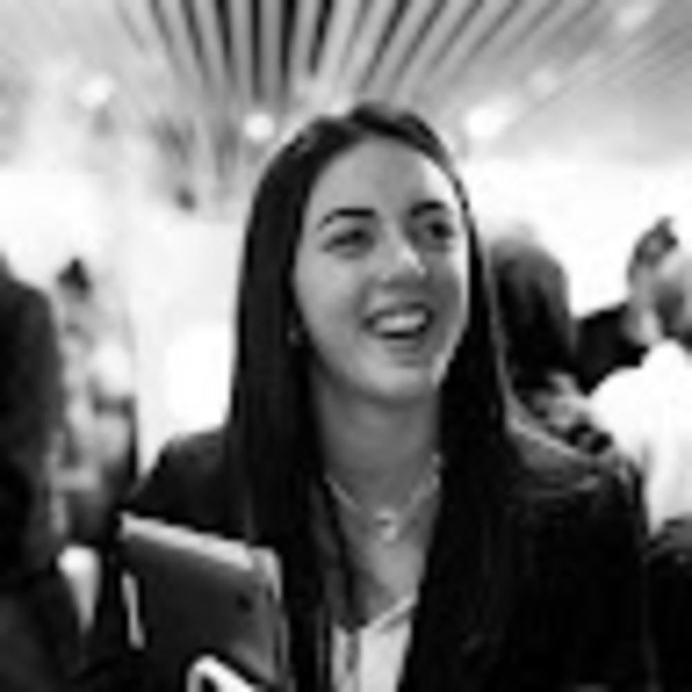 Meet your Posher, Claire